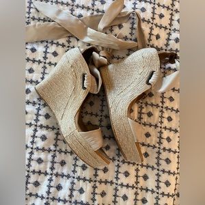 UGG Ribbon Wrap Platform Wedge Sandals Size 8